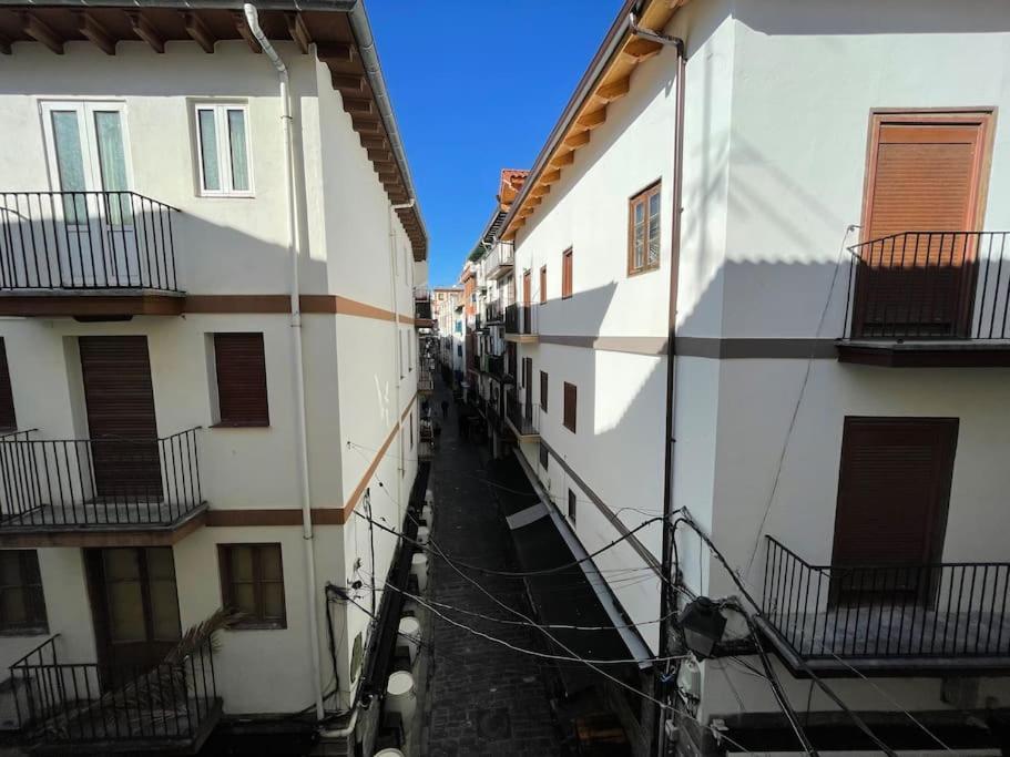 Apto. A Estrenar En El Centro 2 Hab Y 1 Bano Castro Urdiales Buitenkant foto